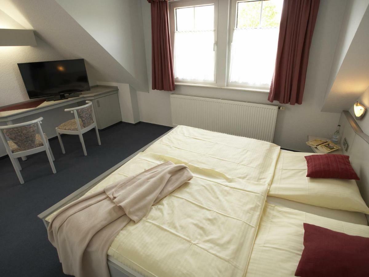 Landgasthof Fleischhauer Homberg  Exteriör bild
