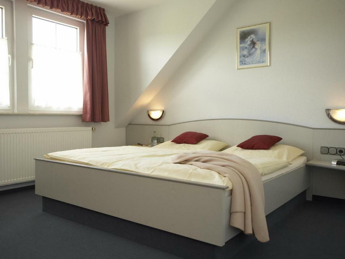 Landgasthof Fleischhauer Homberg  Exteriör bild